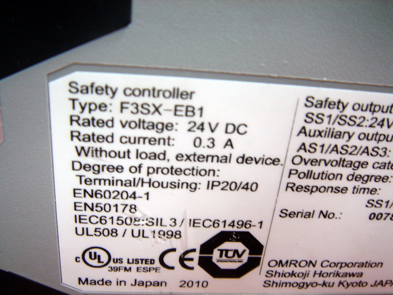 OMRON F3SX-EB1 SAFETY CONTROLLER - PLC DCS SERVO Control MOTOR